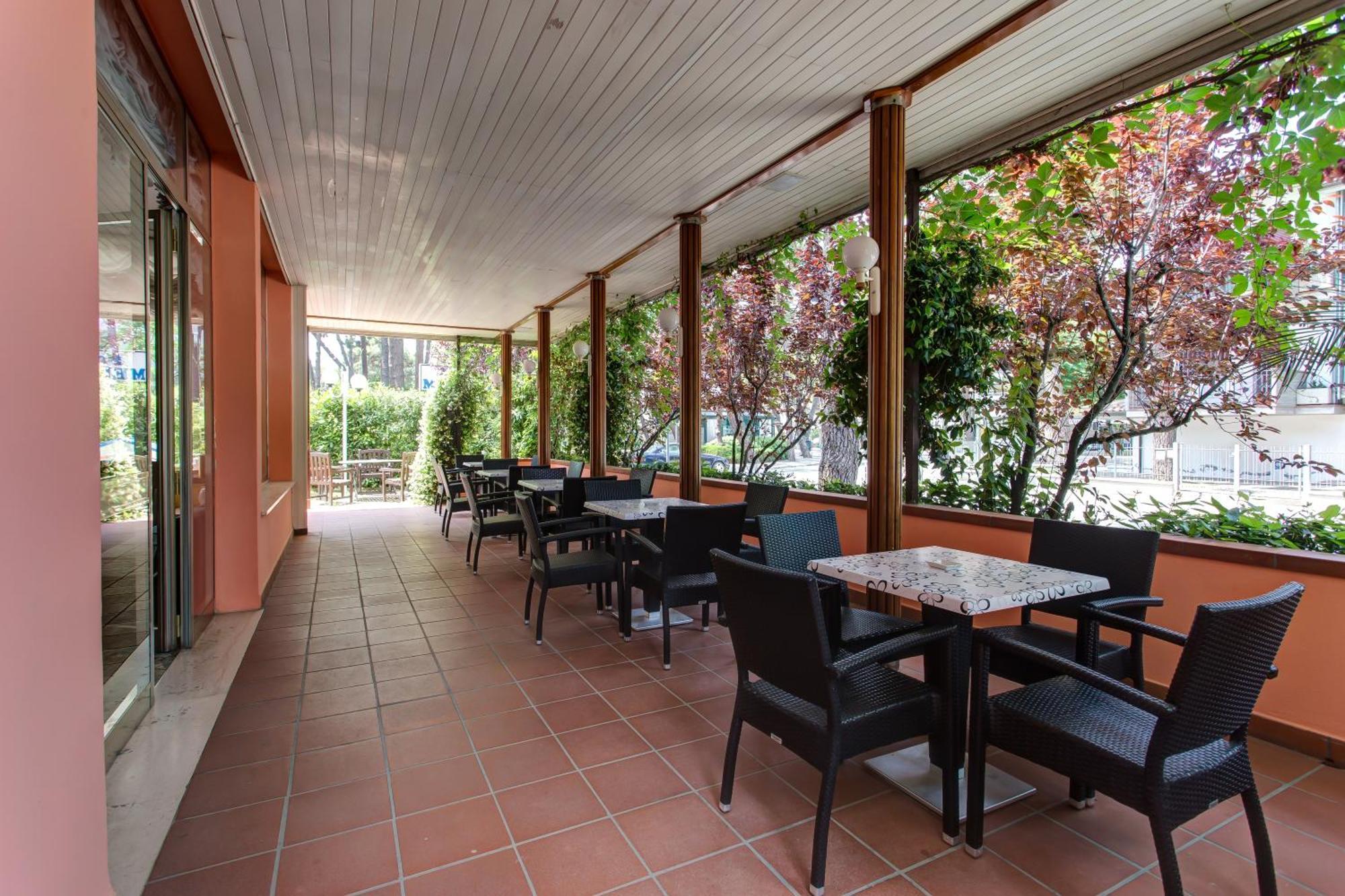 Hotel Meeting Cesenatico Exterior photo